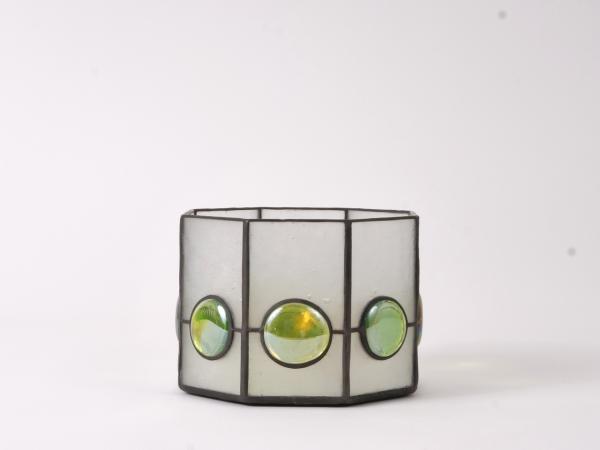 Stained Glass Candle Holder MAGANDA pergament white withe green nuggets 6 x 6 x 4"